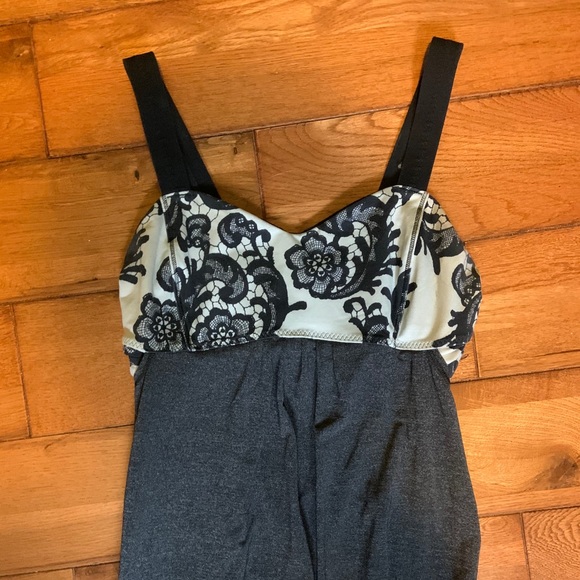 Lululemon tank - Picture 2 of 2